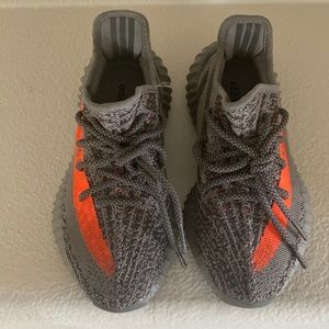 Yeezy 350 v2 Beluga size 4.5 Mens